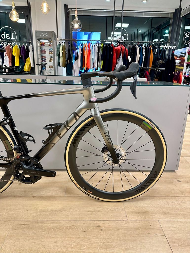 Seka Custom 2026 usata — dettaglio