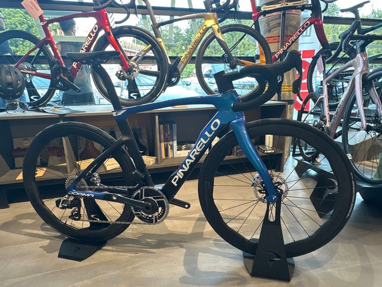 Pinarello Dogma F — gruppo SRAM Red eTap AXS, taglia 51.5