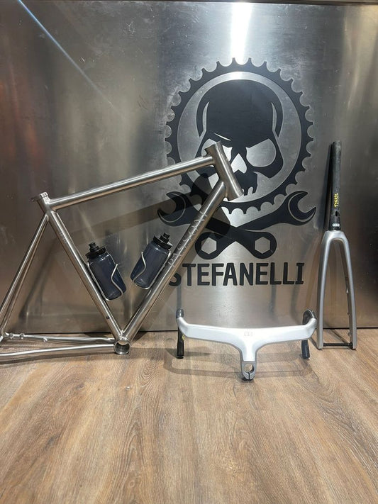 IS Passoni Primo Frame Kit 2027 usata — vista laterale