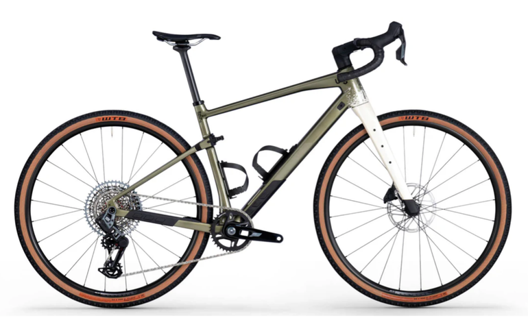 BMC Urs 01 Four 2024 usata — vista laterale