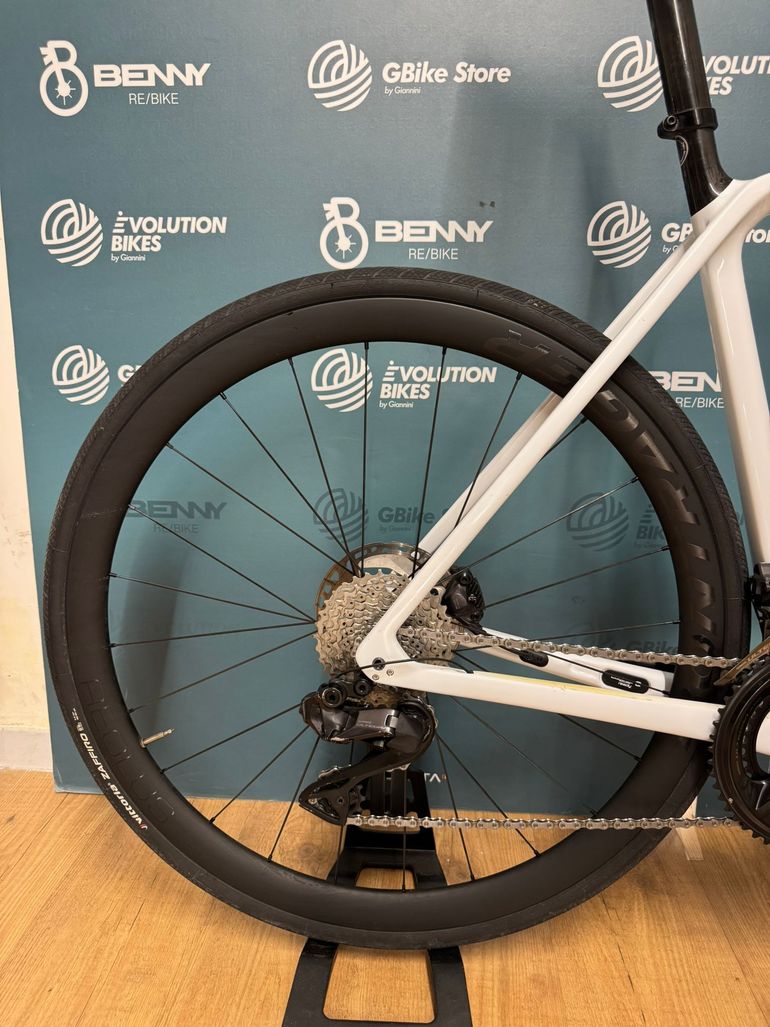 Trek Émonda Sl 7 — gruppo Shimano Ultegra Di2, taglia 56
