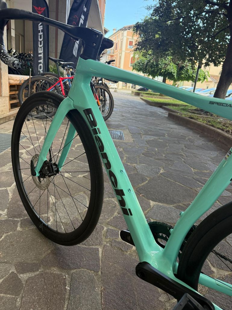 Bianchi Specialissima Comp 2025 usata