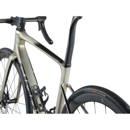 GIANT Defy Advanced Sl 1 2024 usata — dettaglio