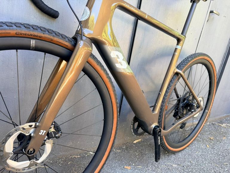 3T Ultra 2025 usata — dettaglio