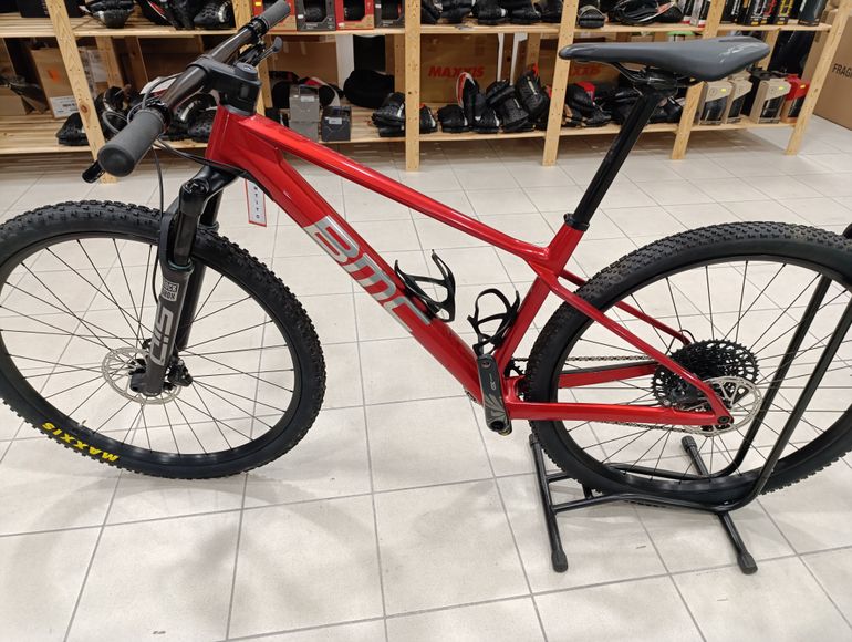 BMC Fourtroke 2023 usata — vista laterale
