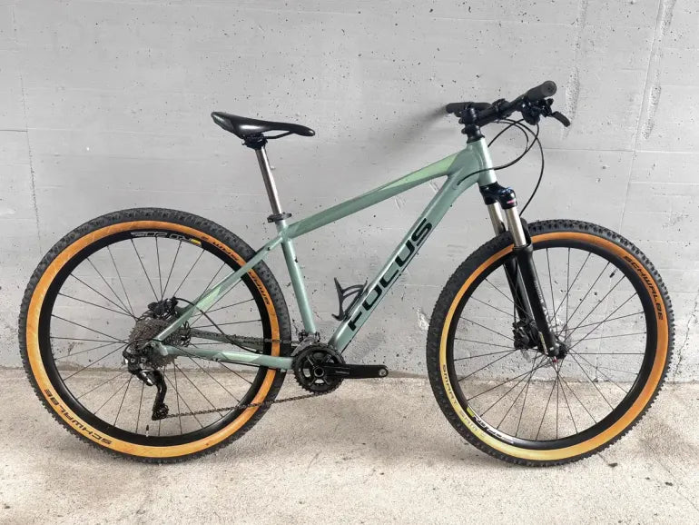 Focus WHISTLER 3.8 2022 usata — vista laterale