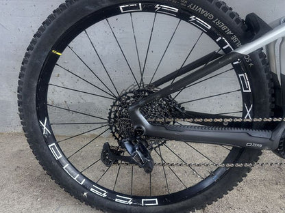 Mondraker Crafty Carbon R 2022 — Bici usata