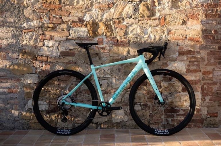 Bianchi Via Nirone 7 — gruppo Shimano GRX, taglia 57 cm