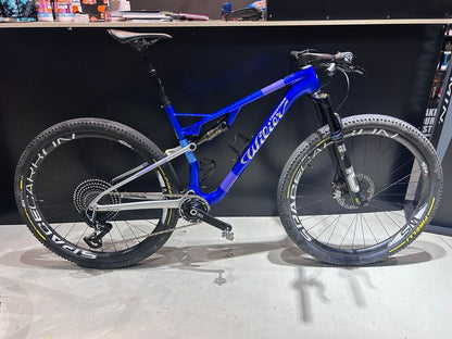 Wilier Triestina Urta Max Slr 2026 usata — vista laterale