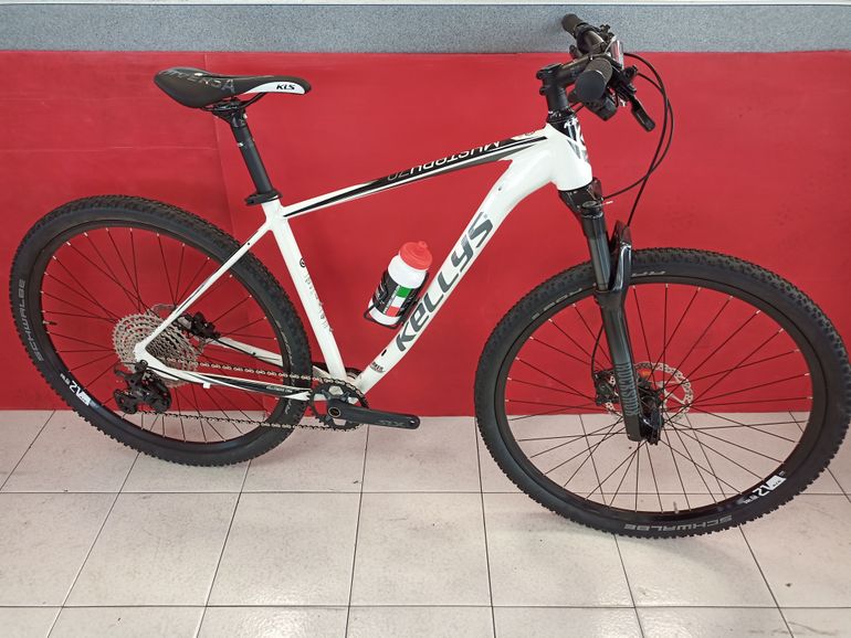 Kellys Mystery 70 2022 usata — vista laterale