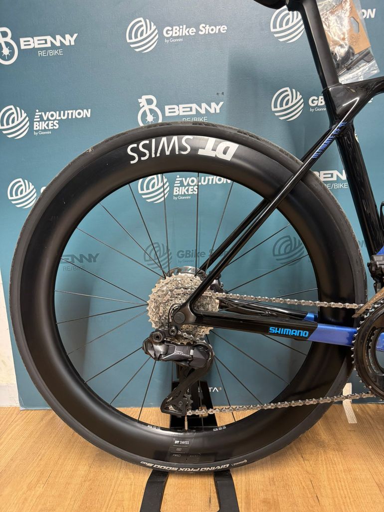 Canyon Ultimate Cf Sl 8 Aero 2023 — Bici usata