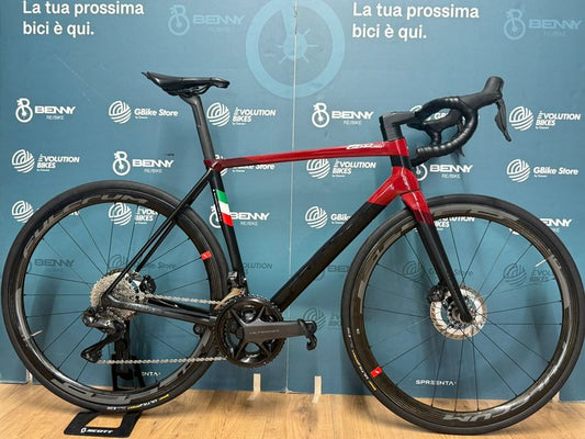 Colnago C68 2024 usata — vista laterale