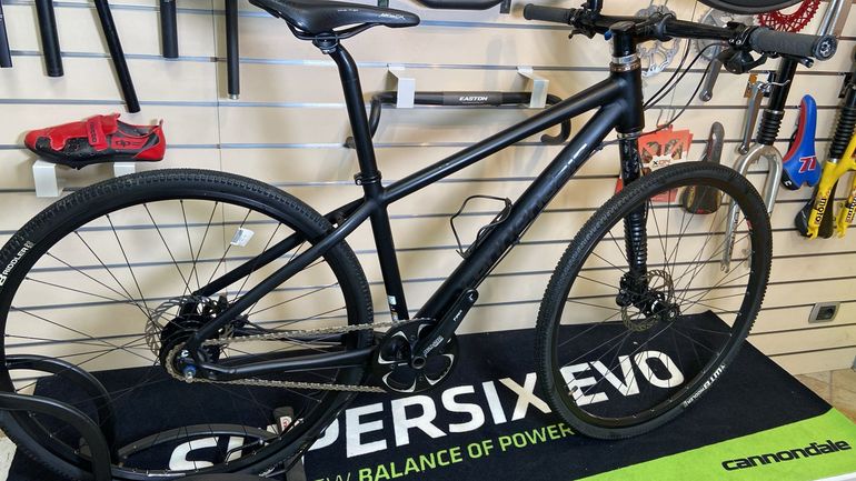 Cannondale Bad Boy 8 Lefty Carbon 2015 usata — vista laterale