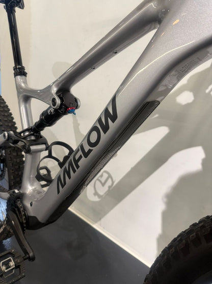 Amflow Custom 2026 usata — dettaglio