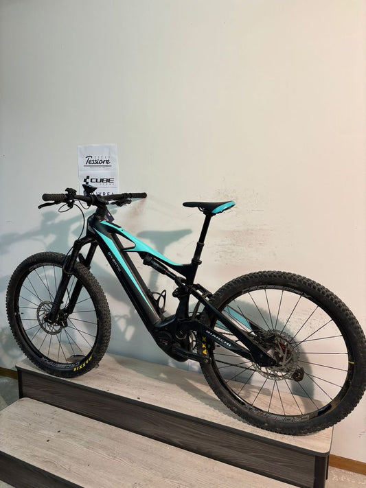 Bianchi E-Vertic Fx-Type 2024 usata — vista laterale