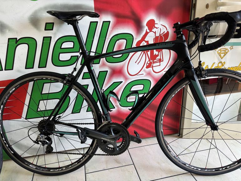 Bianchi Intenso 2020 usata — vista laterale