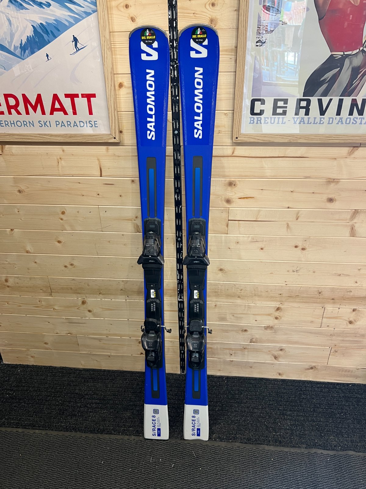 Salomon S/Race 8 — raggio 11m, waist 70mm
