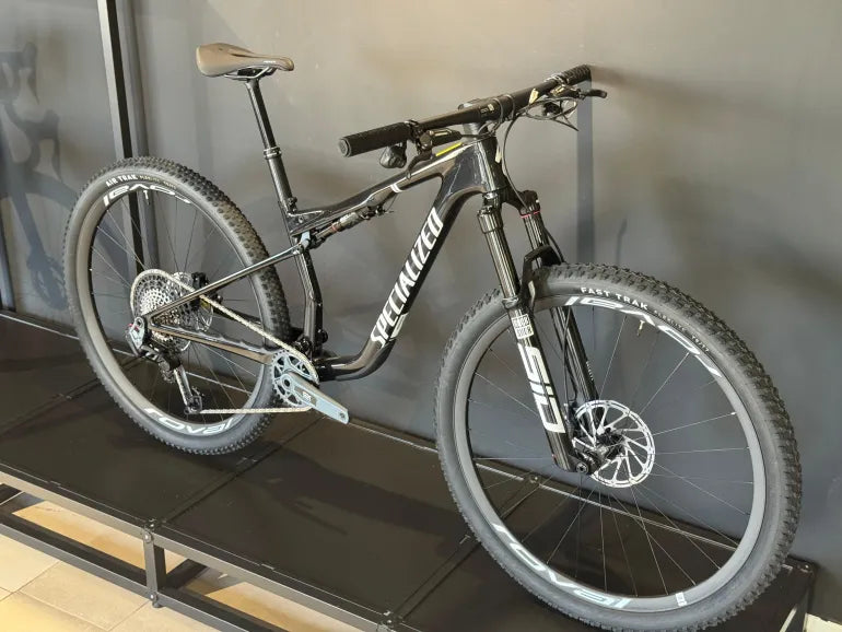 Specialized Epic 9 Expert 2027 usata — dettaglio