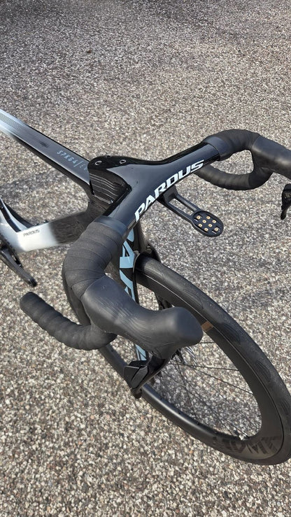 Pardus Custom 2027 usata — dettaglio