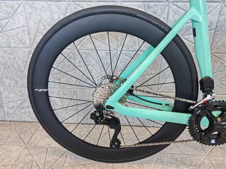 Bianchi Oltre Race Sixty Carbon 2026 — Bici usata