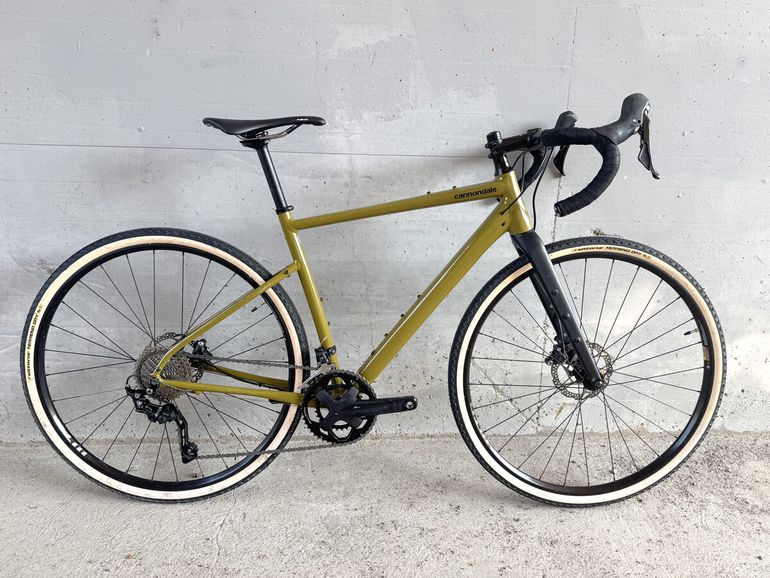 Cannondale Topstone 2 2022 usata — vista laterale