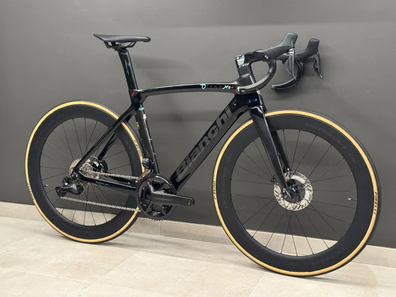 Bianchi Oltre Xr4 2023 — Bici usata