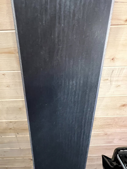 Volkl Racetiger RC Black 2025 usato — dettaglio