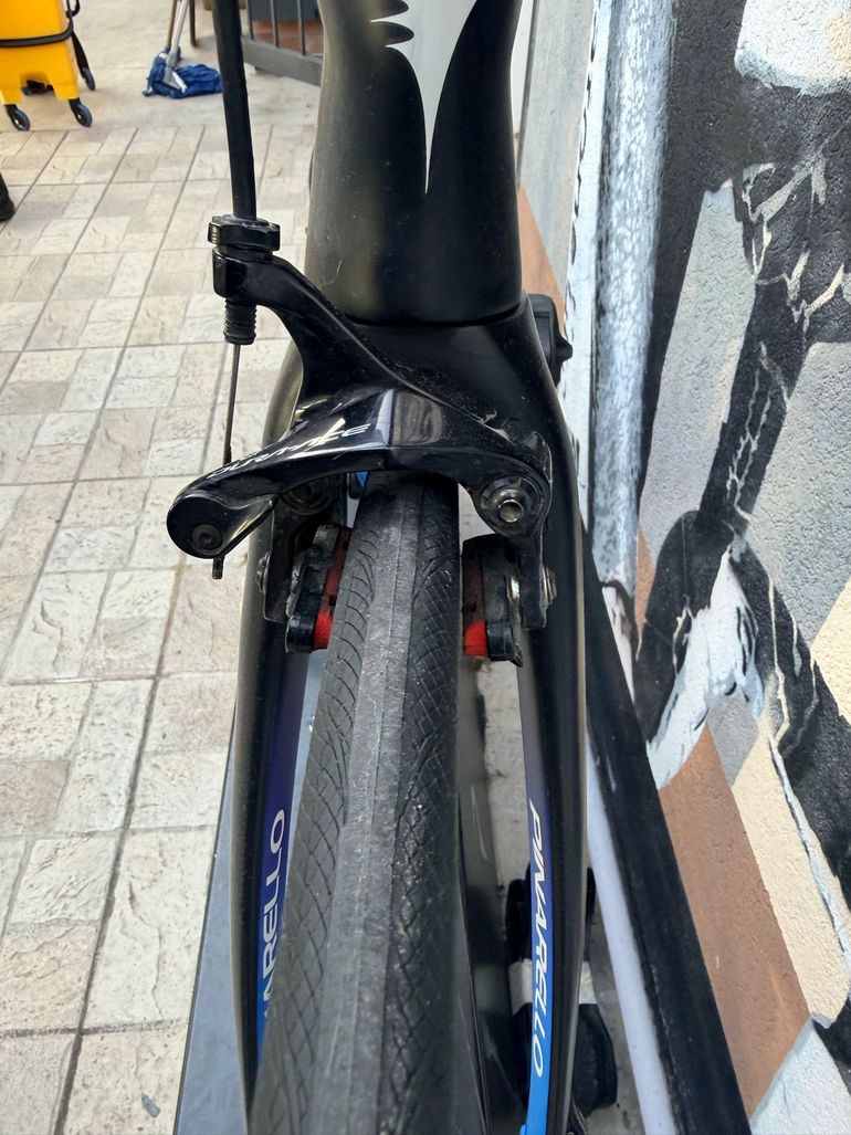 Pinarello Dogma F12 Rim 2022 usata — dettaglio