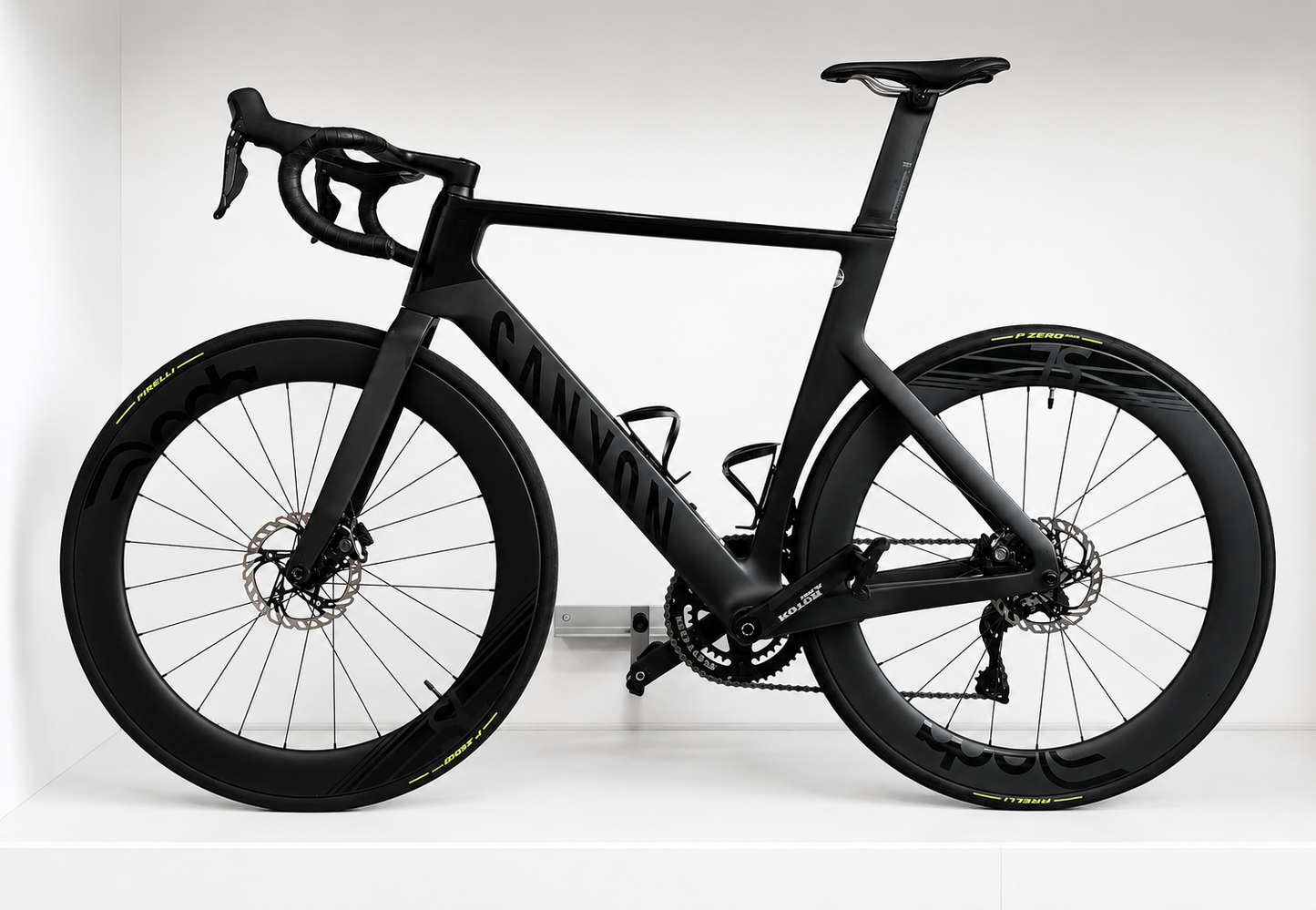Canyon Aeroad Cfr — gruppo Shimano Dura Ace Di2, taglia L