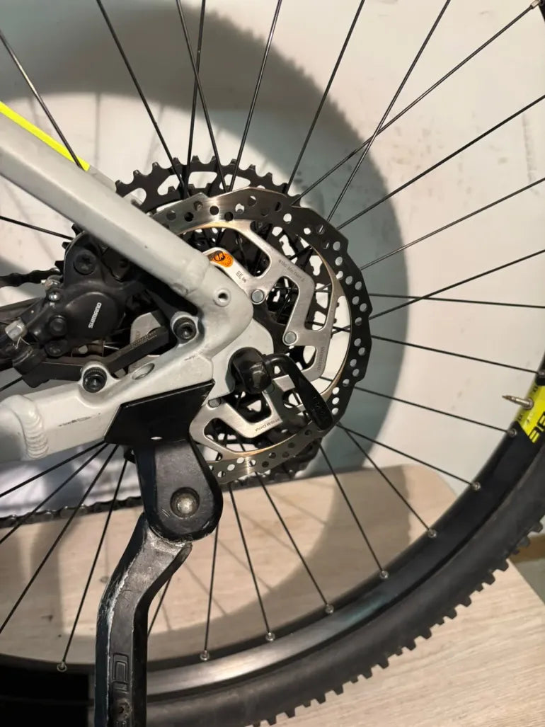 Cube Reaction Hybrid Pro 625 2021 — Bici usata