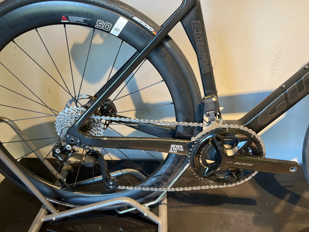 Gusto Custom — gruppo Shimano 105 Di2, taglia M
