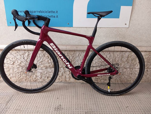 Bianchi Infinito 2026 usata — vista laterale