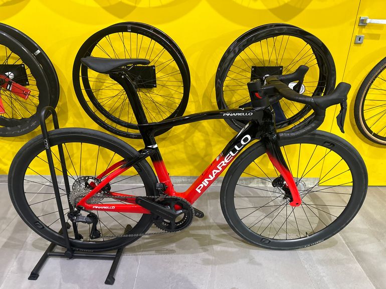 Pinarello F7 — gruppo Shimano Ultegra Di2, taglia 46.5