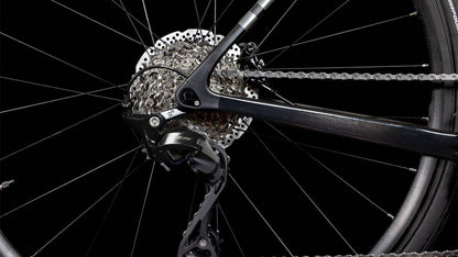 Cube Attain C:62, Race 2025 — Bici usata