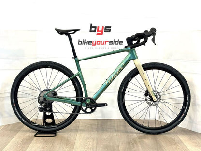 Wilier Triestina Adlar 2024 usata — vista laterale