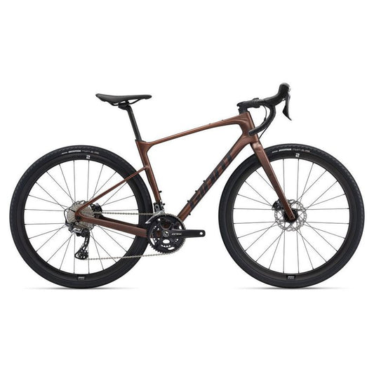 Giant Revolt, Advanced 0 2022 usata — vista laterale