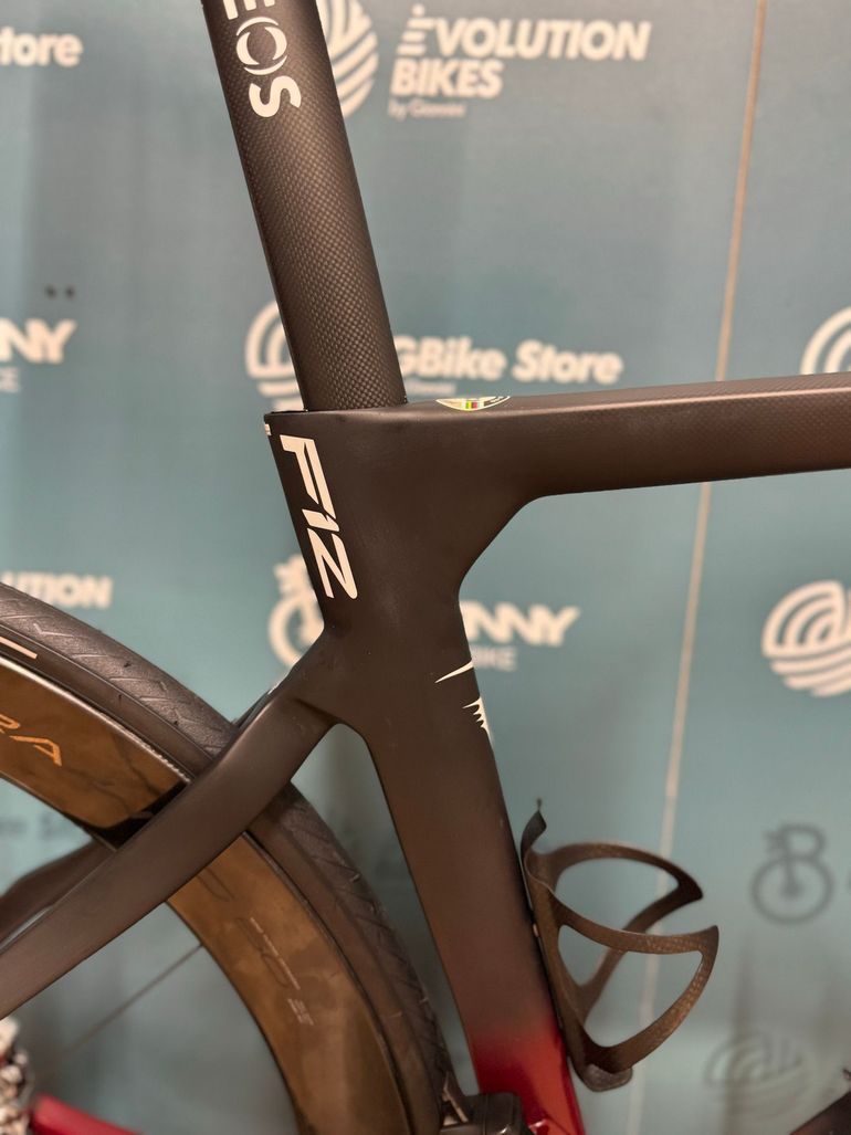 Pinarello Dogma 2022 usata — dettaglio