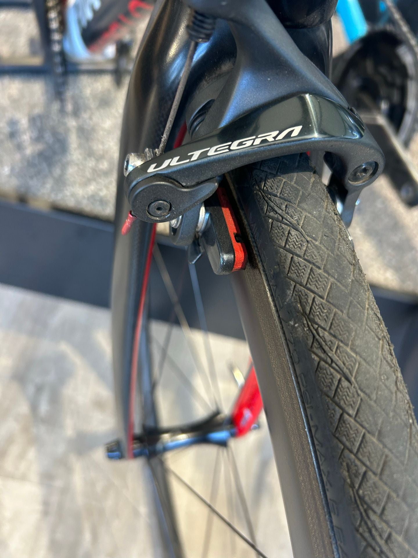 Pinarello Dogma 2019 usata — dettaglio