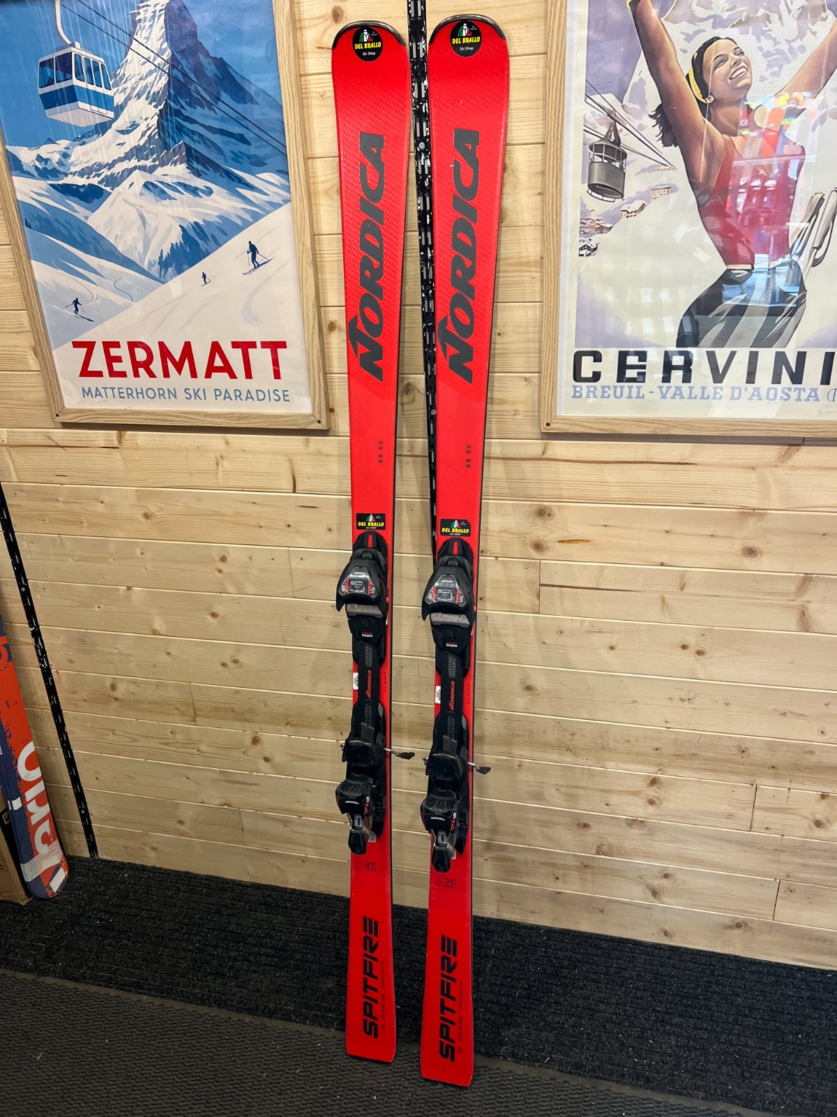 Nordica Spitfire DC 68 — raggio 16m, waist 68mm