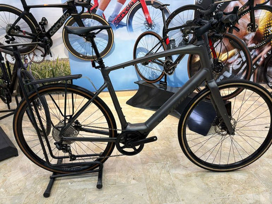 Specialized Turbo Vado Sl 4.0 2023 usata — vista laterale