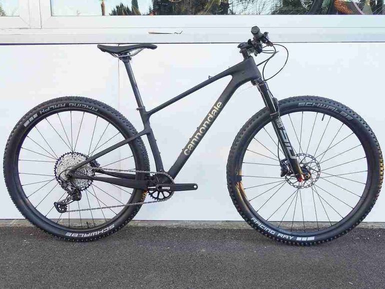Cannondale Scalpel Ht Carbon 3 2023 usata — vista laterale