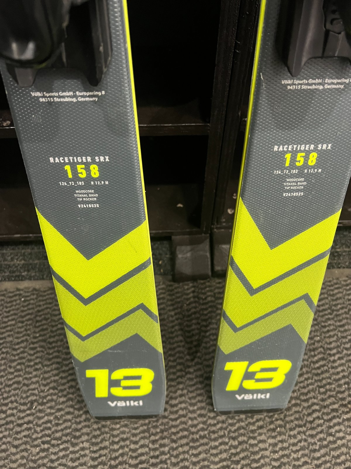 Volkl Racetiger SRX 2025 usato — dettaglio