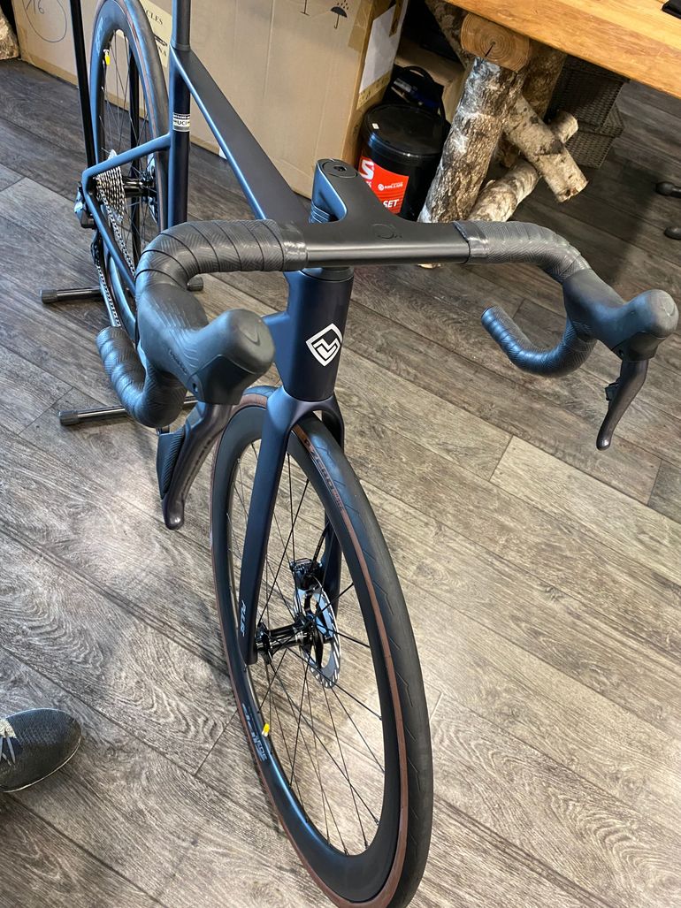 Megamo Pulse 05 Cw — gruppo Shimano Ultegra Di2, taglia M