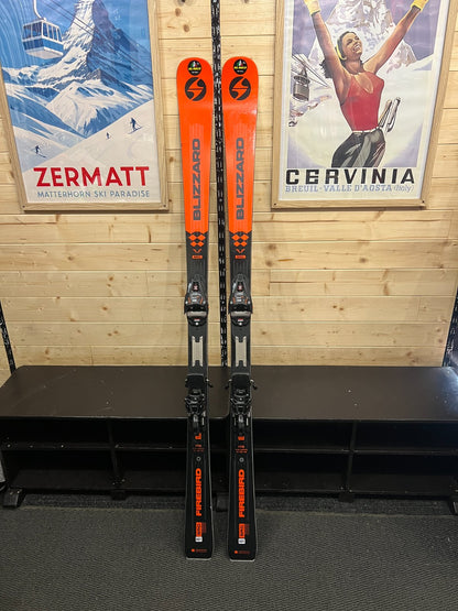 Blizzard Firebird SRC — raggio 13.5m, waist 68mm