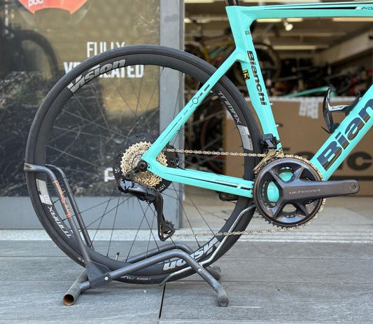 Bianchi Aria E-Road 2019 usata — vista laterale