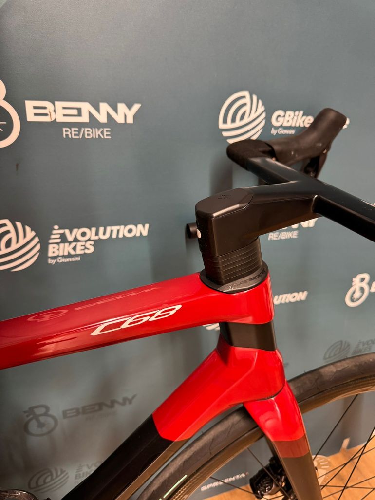 Colnago C68 2024 usata — dettaglio