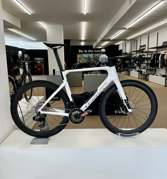 Wilier Triestina Filante 2027 usata — vista laterale