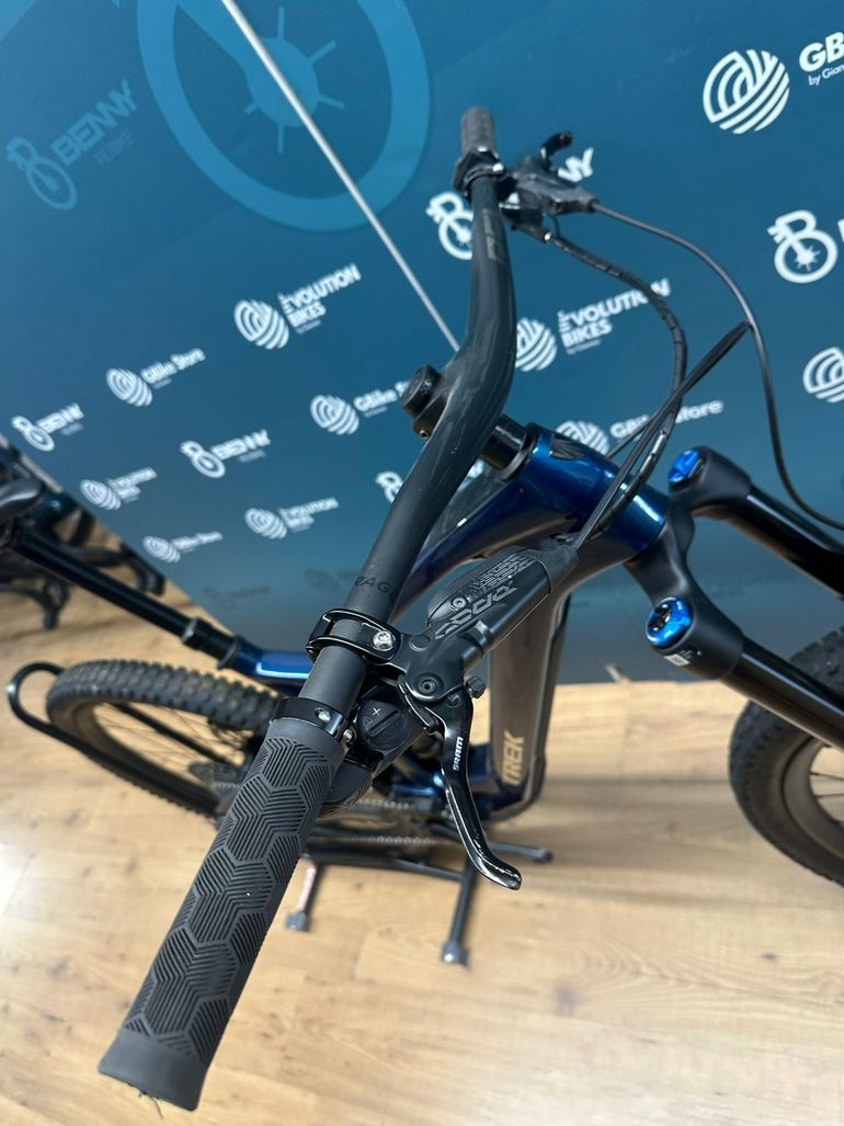 Trek Fuel Exe 9.8 — telaio in Carbonio, Ottime condizioni
