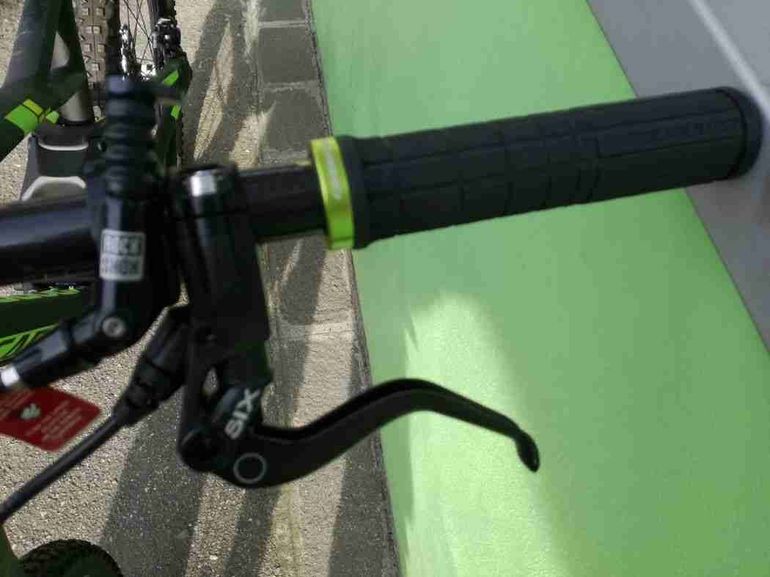 Cannondale Jekyll usata — dettaglio