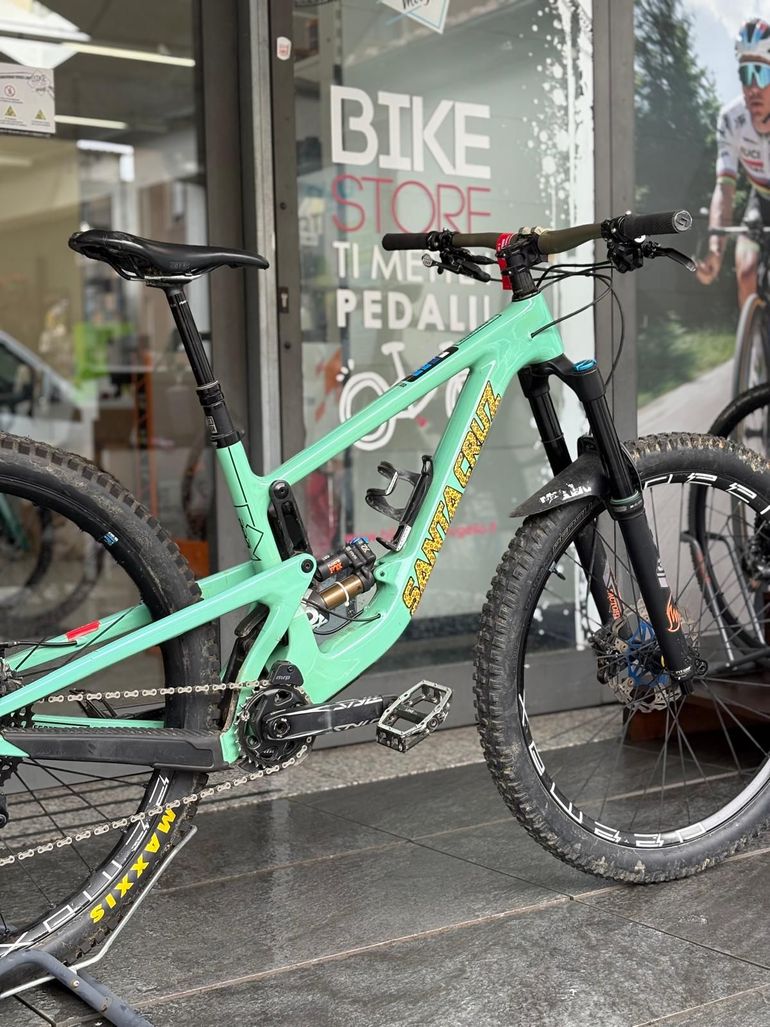 Santa Cruz Megatower C 2021 — Bici usata